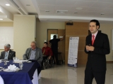 Ingeniero Rocael Hernández presentando proyecto ESVI-AL