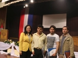 Dra. Carmen Varela, junto a alumnos destacados como Ariel David Ruíz