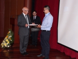 Primer premio - Julián Noguera y rector Padre Javier Herrán (2)