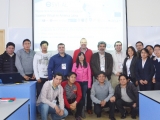 Grupo de participantes e instructores en taller realizado en Perú