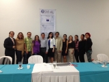 Grupo de participantes en taller en Medellín, Colombia